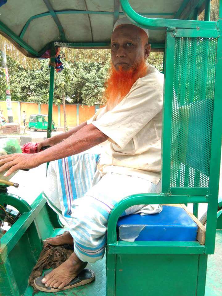 Mozzafar Uncle 1