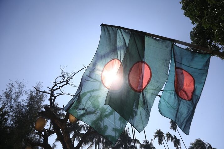 Flags 1 optimized 100