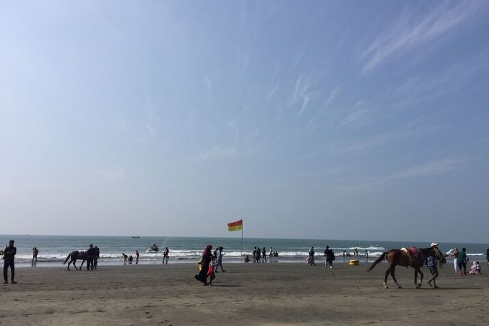 Morning beach 2 optimized 100