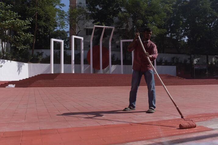 Shahid_Minar_1_optimized_100