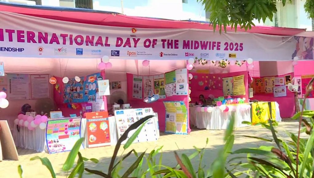MIDWIFE