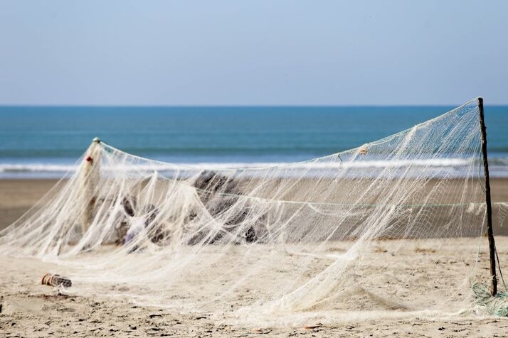 Fishing net 2 optimized 100