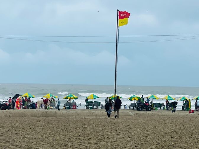 Local Cautionary Signal No. 3 Remains in Force at Cox’s Bazar Seaport