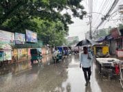 Steady Rain Continues in Cox’s Bazar as Met Office Forecasts Thunderstorms in 16 Regions