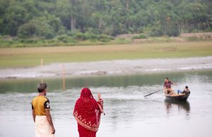 Traditional Dinghy Boats Still Sail Across Reju Khal, Lifeline for Thousands of Villagers