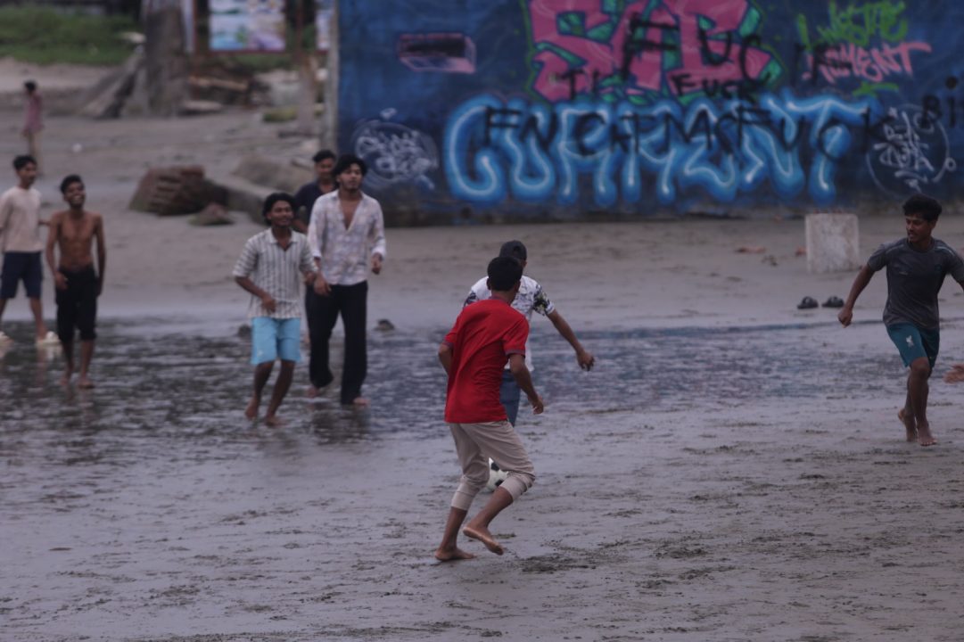 BEACHFOOTBALL