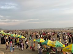 Showers, Changing Rooms and Night Lighting Planned for Cox’s Bazar Beach