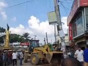Ramu Administration, Roads Department Remove Illegal Roadside Shops