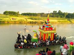 Thousands Gather for Kalpo Jahaj Bhasa Festival on Bakkhali River