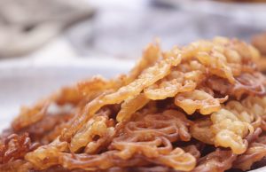 Golden Spirals of Sweetness: Hot Jalebi in Sonar Para
