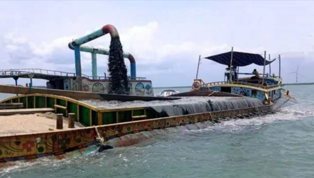 Sand mining(1)