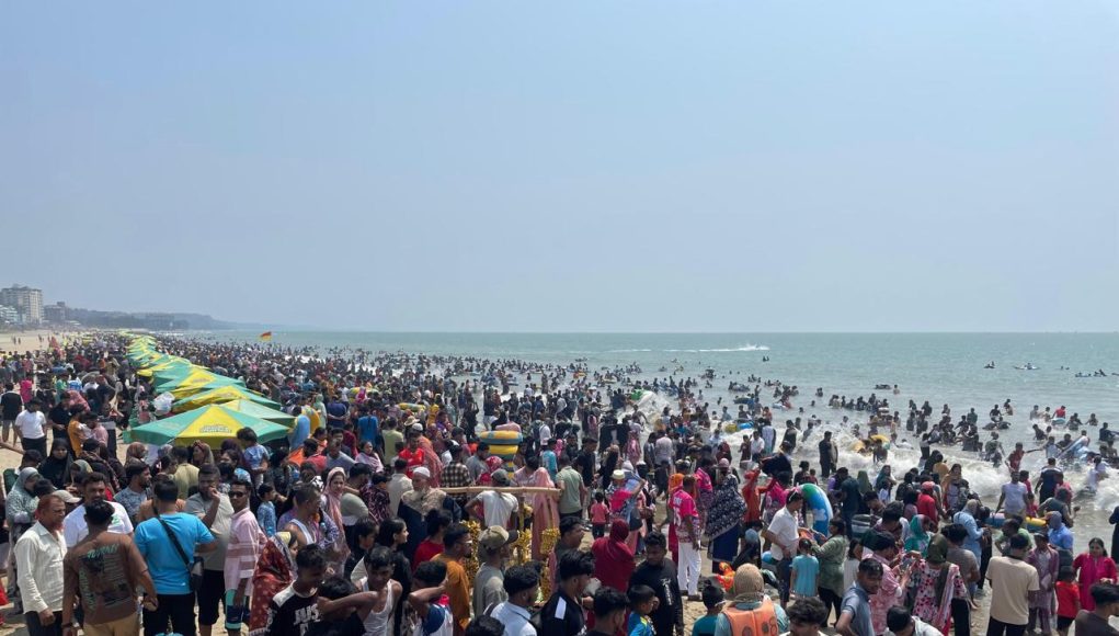 Tourists Puja